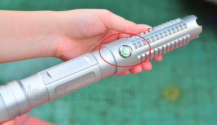 30000mW laser pointer